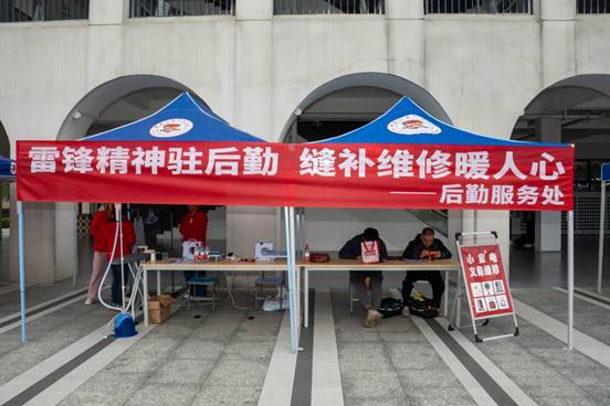 开展雷锋月活动 开展雷锋月活动